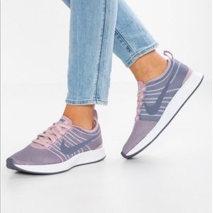 Women Nike Dualtone Racer